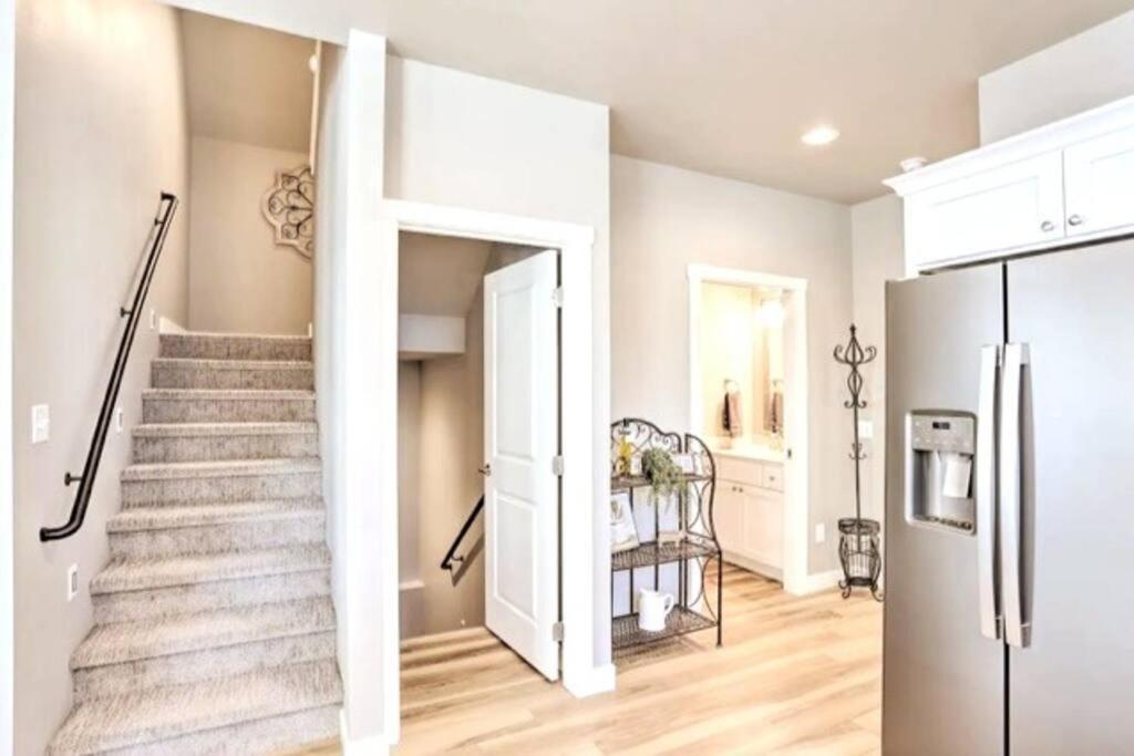 New! Cozy & Modern Spearfish Home Near Downtown! 外观 照片