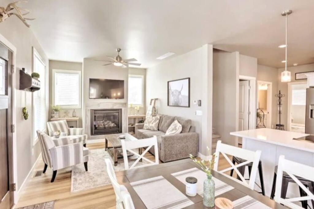 New! Cozy & Modern Spearfish Home Near Downtown! 外观 照片