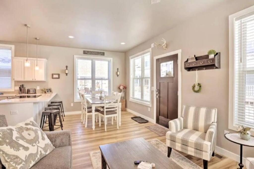 New! Cozy & Modern Spearfish Home Near Downtown! 外观 照片
